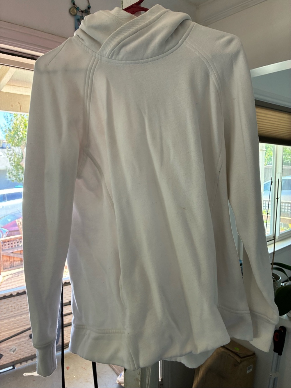 White Lululemon Women’s Hooded Sweater